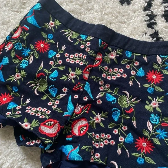 Medium embroidered shorts birds floral zipper - Picture 8 of 14